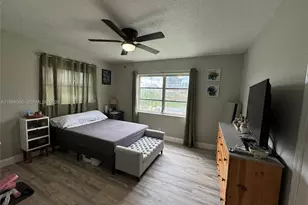 6733 NW 62nd St, Tamarac, FL 33321 - Photo 9