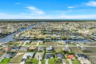 1020 NW 33rd Pl, Cape Coral, FL 33993 - Photo 43