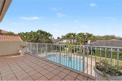 8305 NW 157th Ter, Miami Lakes, FL 33016 - Photo 29