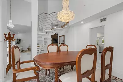 8305 NW 157th Ter, Miami Lakes, FL 33016 - Photo 15