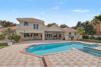 8305 NW 157th Ter, Miami Lakes, FL 33016 - Photo 37