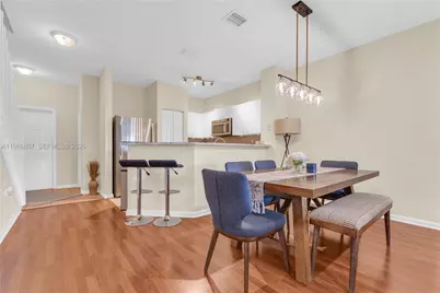 8844 S Isles Cir #0, Tamarac, FL 33321 - Photo 7