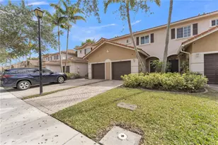 8844 S Isles Cir, Tamarac, FL 33321 - Photo 35