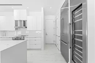 17902 SW 149th Ct, Miami, FL 33187 - Photo 7