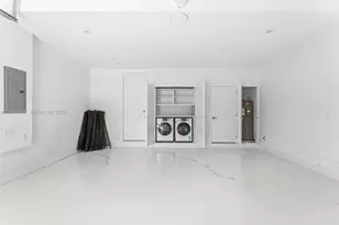 17902 SW 149th Ct, Miami, FL 33187 - Photo 15