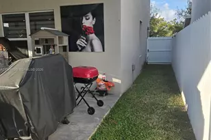 613 NE 5th Way, Florida City, FL 33034 - Photo 23