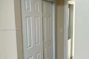 15539 N Miami Lakeway N, Miami Lakes, FL 33014 - Photo 7