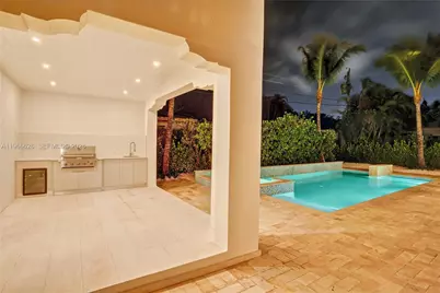 1514 Consolata Ave, Coral Gables, FL 33146 - Photo 15