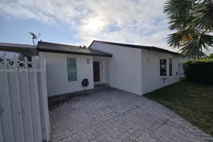 19261 SW 118th Ct, Miami, FL 33177 - Photo 3