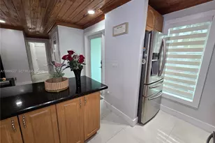 19261 SW 118th Ct, Miami, FL 33177 - Photo 9