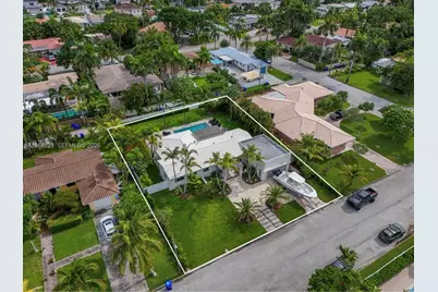 1050 Jefferson St, Hollywood, FL 33019 - Photo 3