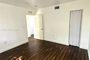 540 NW 7, Miami, FL 33136 - Photo 11