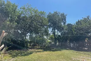 720 NW 134th St, North Miami, FL 33168 - Photo 3