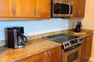 1755 E Hallandale Beach Blvd, Hallandale Beach, FL 33009 - Photo 13