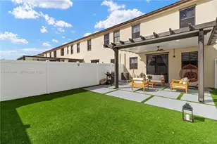 3226 W 108th St, Hialeah, FL 33018 - Photo 39