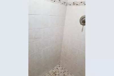 3401 N Country Club Dr #414, Aventura, FL 33180 - Photo 25