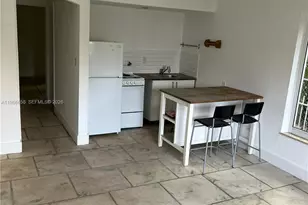 1990 Bay Dr, Miami Beach, FL 33141 - Photo 5