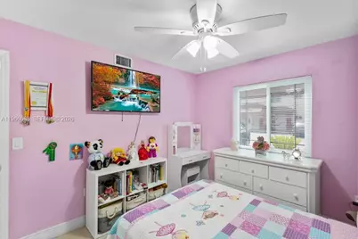 10951 W Okeechobee Rd #101, Hialeah Gardens, FL 33018 - Photo 25