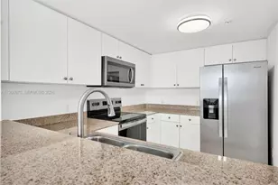 60 NW 37th Ave, Miami, FL 33125 - Photo 19