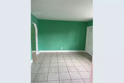 1013 Foster Rd #1, Hallandale Beach, FL 33009 - Photo 7