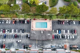 1800 Sans Souci Blvd, North Miami, FL 33181 - Photo 3