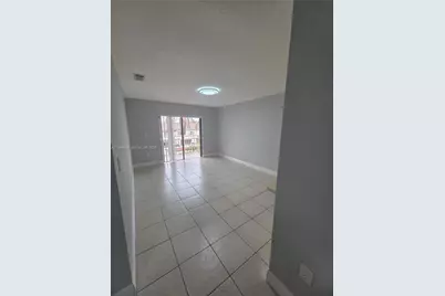 8425 NW 8th St #304, Miami, FL 33126 - Photo 17