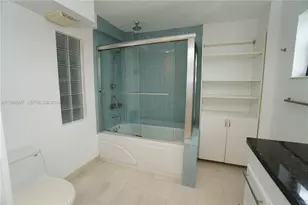 1775 Washington Ave, Miami Beach, FL 33139 - Photo 23