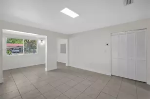 1548 NE 131st Ln, North Miami, FL 33161 - Photo 9