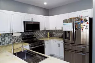 21470 SW 85th Path, Cutler Bay, FL 33189 - Photo 13