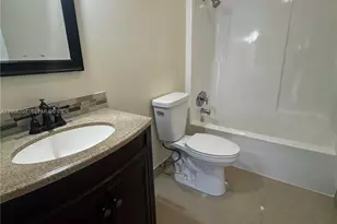 9905 NW 66th St, Tamarac, FL 33321 - Photo 15