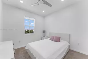 465 NE 5th Pl, Florida City, FL 33034 - Photo 13