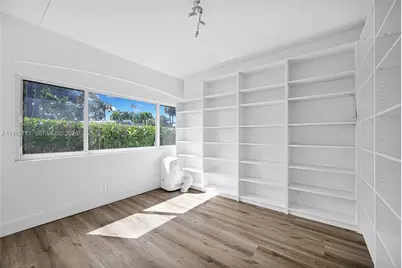 820 E Cypress Ln #V-38, Pompano Beach, FL 33069 - Photo 67