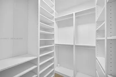 820 E Cypress Ln #V-38, Pompano Beach, FL 33069 - Photo 31