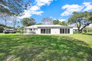 820 E Cypress Ln, Pompano Beach, FL 33069 - Photo 43