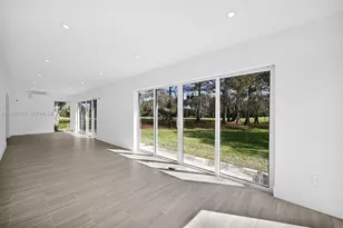 820 E Cypress Ln, Pompano Beach, FL 33069 - Photo 33