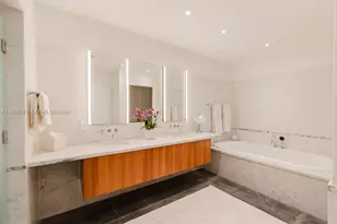 6103 Aqua Ave, Miami Beach, FL 33141 - Photo 11