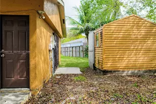 1664 SW 2nd Ct, Homestead, FL 33030 - Photo 33