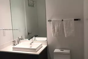 55 SW 9th St, Miami, FL 33130 - Photo 15