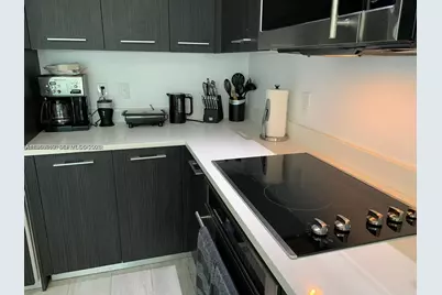 55 SW 9th St #2307, Miami, FL 33130 - Photo 19