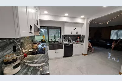 23700 SW 207th Ave, Homestead, FL 33031 - Photo 11