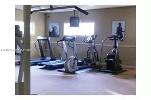 18330 NW 68th Ave, Hialeah, FL 33015 - Photo 3