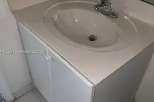 22621 SW 88th Pl, Cutler Bay, FL 33190 - Photo 15