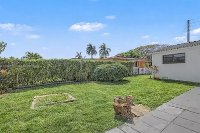 9305 NW 14th Ave, Miami, FL 33147 - Photo 21