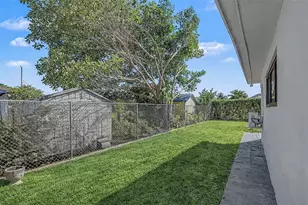 9305 NW 14th Ave, Miami, FL 33147 - Photo 25