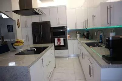 8330 NW 143rd Ter, Miami Lakes, FL 33016 - Photo 23