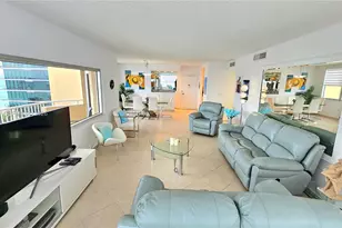 1980 S Ocean Dr, Hallandale Beach, FL 33009 - Photo 27