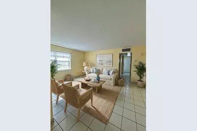 326 Ocean Dr #4, Miami Beach, FL 33139 - Photo 3