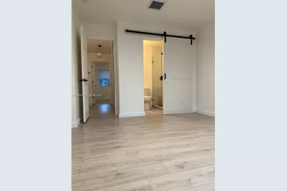 5779 NW 116th Ave #109, Doral, FL 33178 - Photo 9