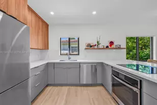 126 NW 107th St, Miami Shores, FL 33168 - Photo 7