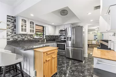 11753 SW 197th St, Miami, FL 33177 - Photo 9